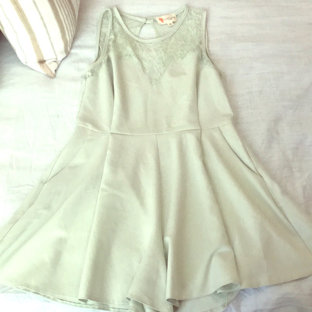 Sage pleated romper with lace